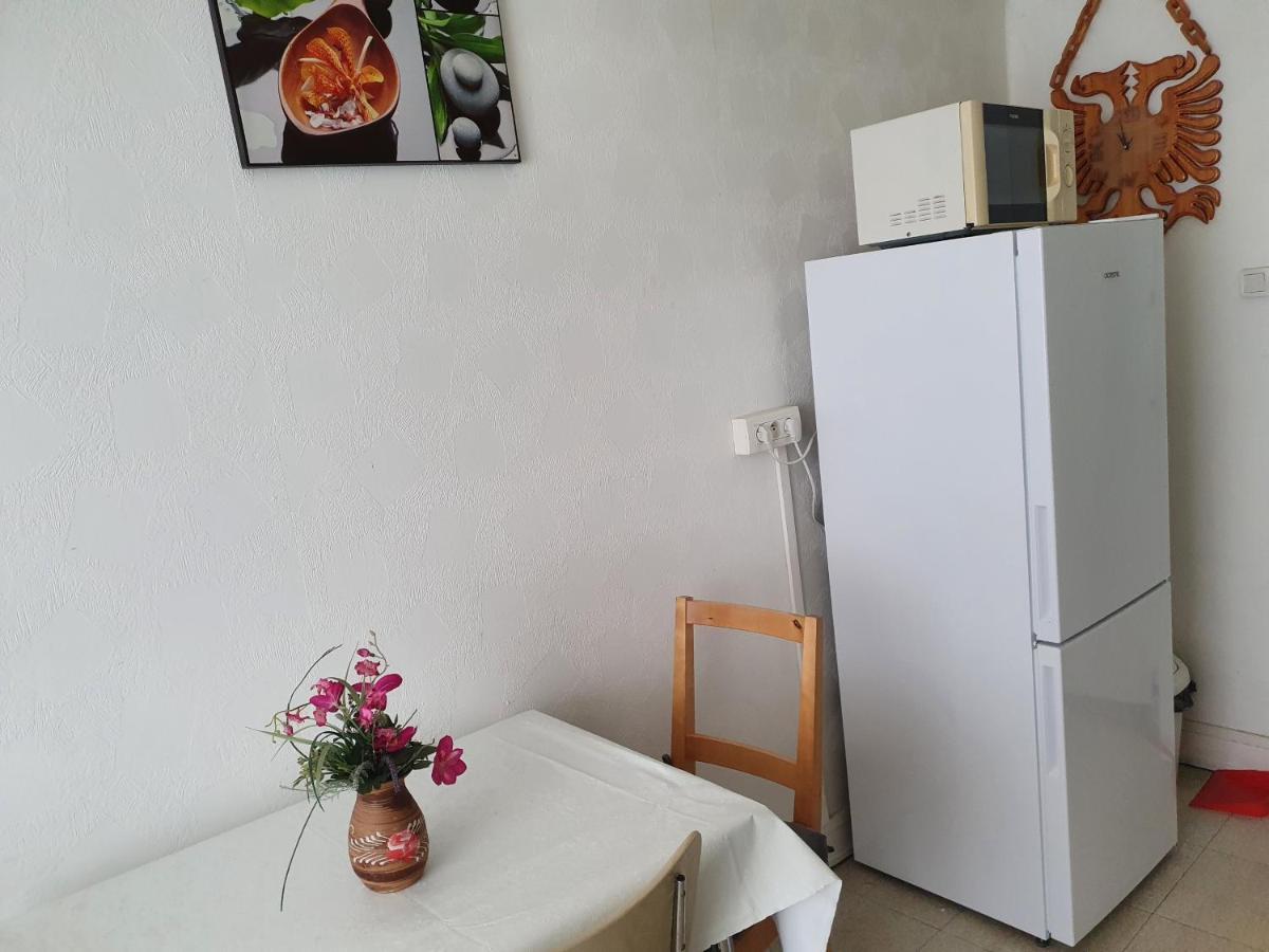 Meubles Hg Bains-Les-Bains Lägenhet Exteriör bild